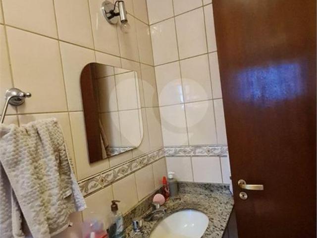 Chácara para venda em Loteamento Champs Privés de 250.00m² com 3 Quartos, 1 Suite e 4 Garagens
