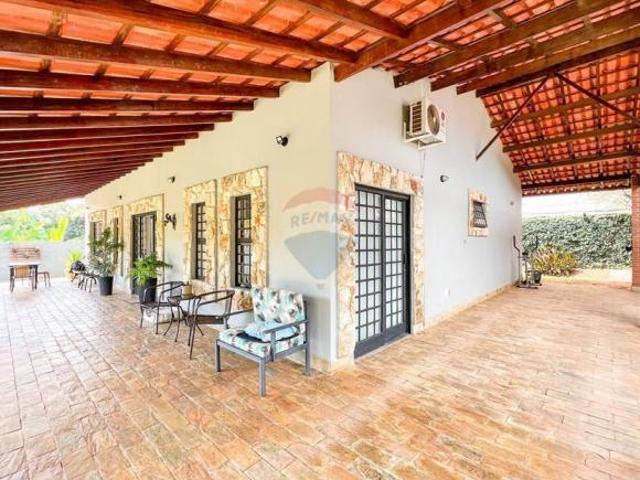 Chácara para venda em Núcleo Urbano Parque Ana Helena de 287.02m² com 3 Quartos, 1 Suite e 10 Garage