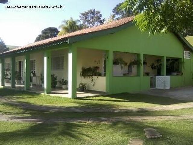 Chácara para Venda em Socorro, Zona Rural, 3 dormitórios, 1 suíte, 4 banheiros, 2 vagas