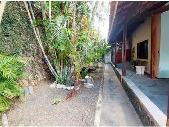 Chácara para venda em Parque Residencial Terras De Yucatan de 400.00m² com 3 Quartos, 2 Suites e 4 G