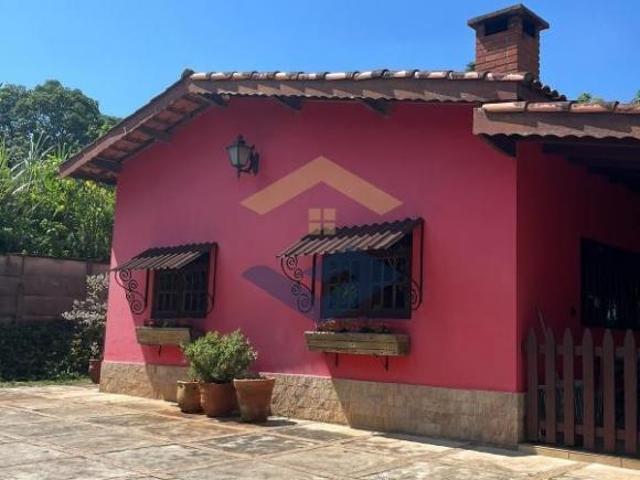 Chácara para venda em Parque São Luiz de 465.00m² com 3 Quartos, 1 Suite e 6 Garagens