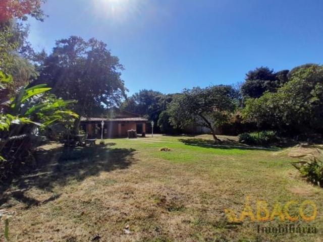 Chácara para venda em Parque Sabara de 290.00m² com 3 Quartos e 8 Garagens