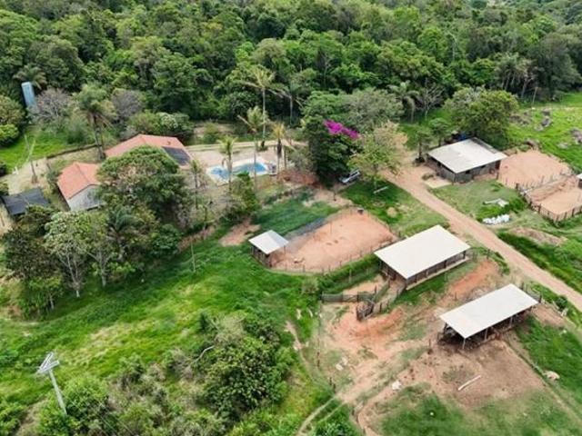 Chácara para venda em Zona Rural de 250.00m² com 3 Quartos e 10 Garagens