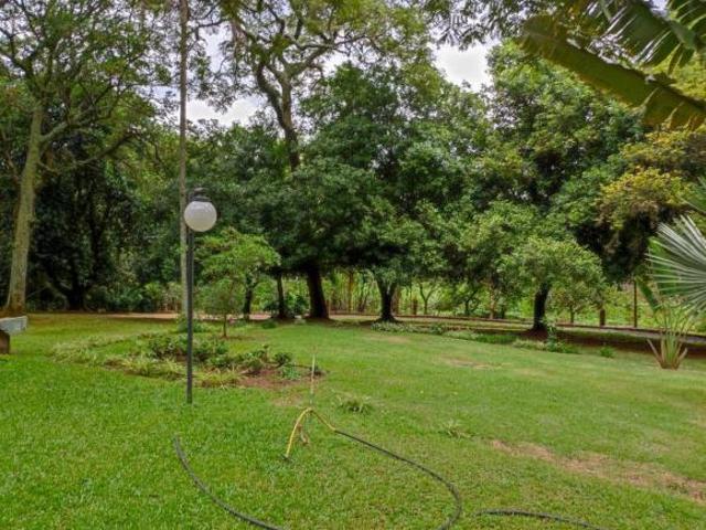 CHÁCARA / SÍTIO À VENDA 4 SUÍTES A.T: 22.775M², A.C: 500M² BAIRRO HORTO FLORESTAL JUNDIAÍ/SP