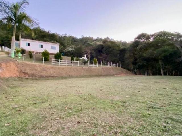 Chácara / Sítio / Granja 4 quartos Condomínio Refúgio do Sol