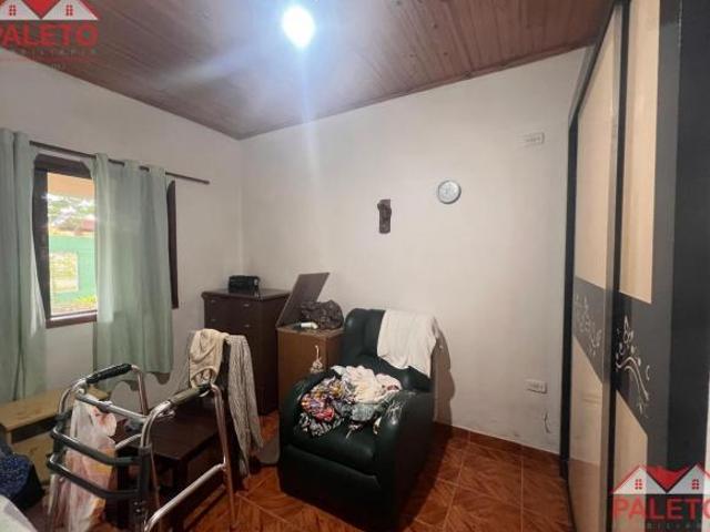 Chácara 1000 m² com piscina e pomar a venda na cidade de Porangaba interior de SP
