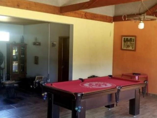 Chácara 100 % aproveitável de esquina, mobiliada, registrada, com casa, salão de festas, em Contenda