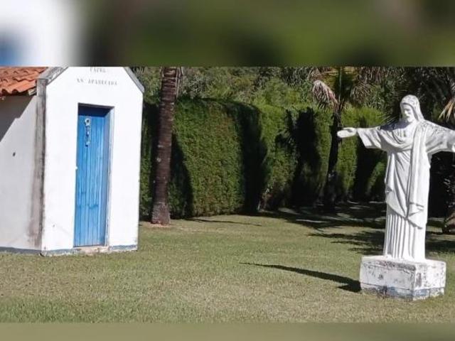 Chácara 24.200 m² com Rio Paraíba nos Fundos Santa Branca SP