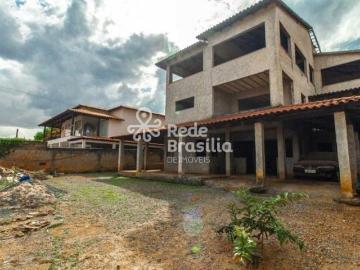 Chácara 279 Casa sobre posta de 3 andares em acabamento Res. Bela Vista Vicente Pires DF