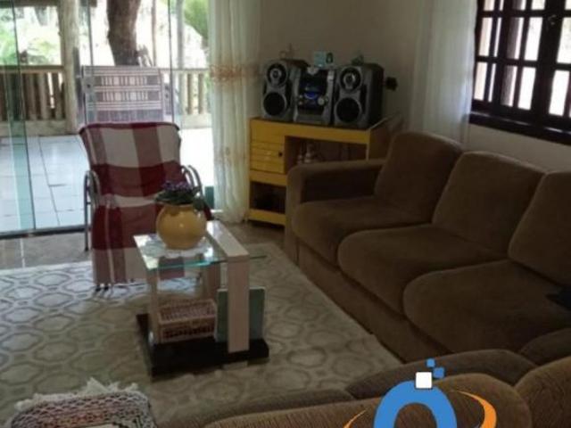 Chácara 3.500m² à venda em Quitandinha PR: 2 quartos, 3 salas, 1 banheiro, garagem, 140m² de área co