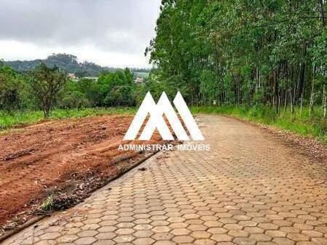 Chácaras 1000M² Entrada 25.000 mil e parcelas a partir de R$1.000,00 reais com Registro em Itatiaiuç