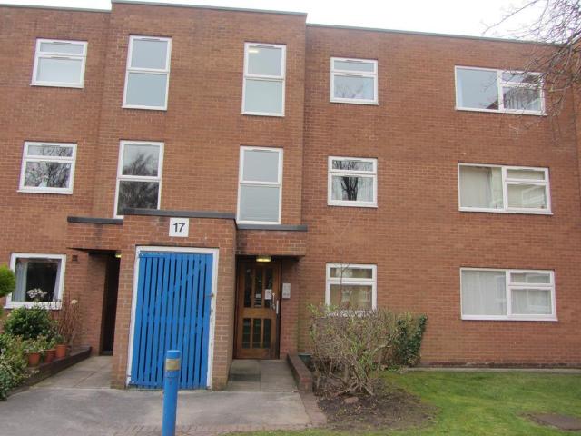 Chad Valley Close, Harborne. 2 bed flat to rent £975 pcm £225 pw