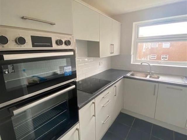 Chad Valley Close, Harborne, Birmingham B17, 2 bed flat to rent, £975 pcm | PrimeLocation
