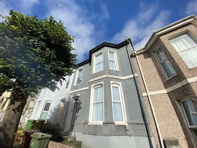 Chaddlewood Avenue, Plymouth PL4 5 bed terraced house to rent £3,077 pcm £710 pw
