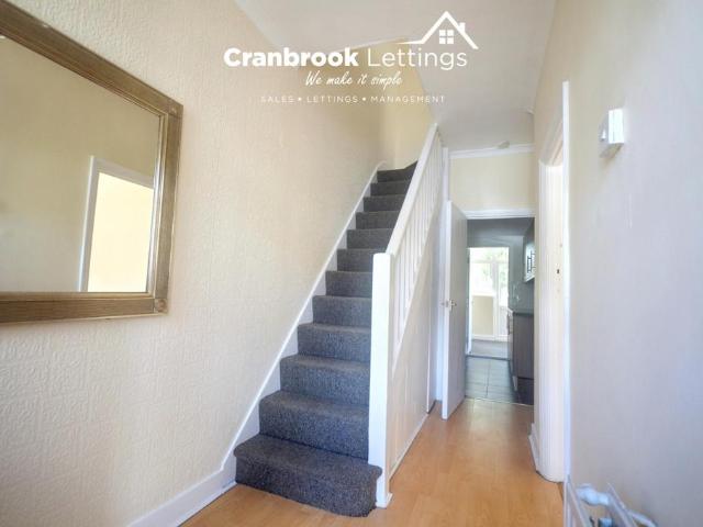 Chadwell Heath Lane, ROMFORD, RM6 4YX 3 bed terraced house to rent £2,350 pcm £542 pw