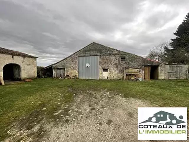 Chadurie 16250 Achat / Vente maison 4 pièces t4