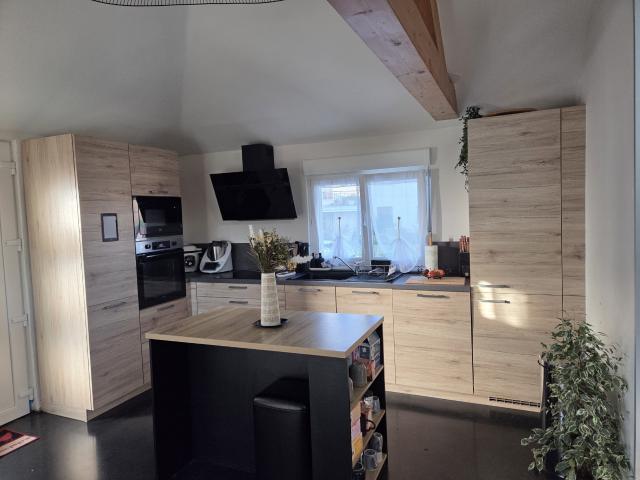 Chaffois, appartement de type 3, garage, terrasse et jardin