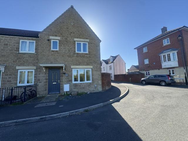Chaffinch Chase, Gillingham, Dorset SP8, 3 bed end terrace house to rent, £1,450 pcm | PrimeLocation
