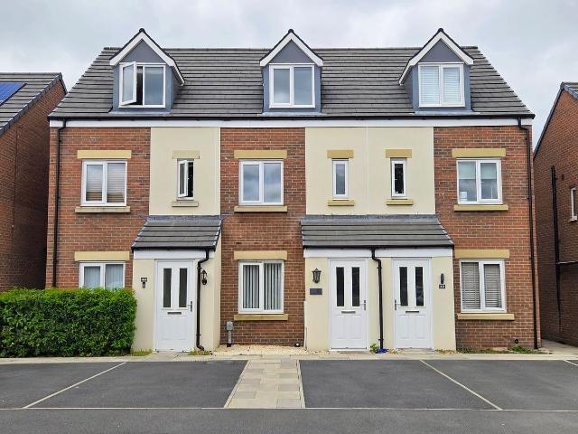 Chaffinch Road, Buckshaw Village PR7, 3 bed town house to rent, £1,250 pcm | PrimeLocation
