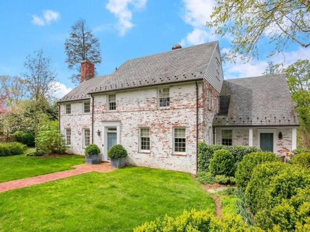 Chain Bridge Rd Nw, Washington, Home For Sale