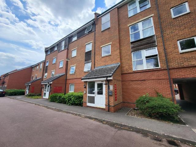 Chain Court, SWINDON, SN1 2 bed apartment to rent £1,100 pcm £254 pw