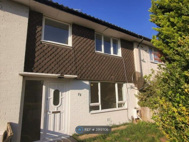 Chalcombe Road, London SE2, 3 bed terraced house to rent, £2,200 pcm | PrimeLocation