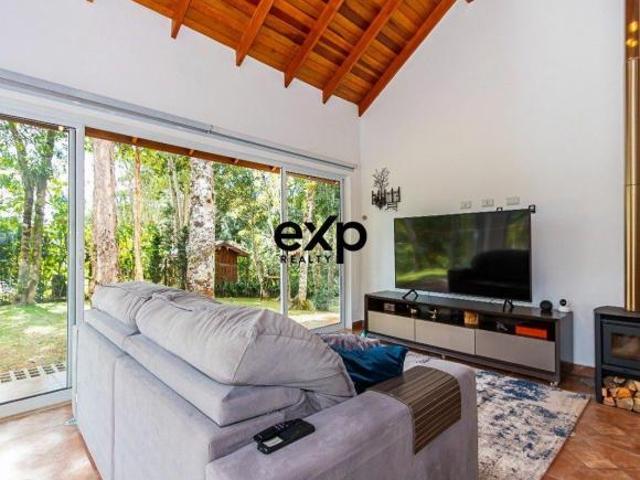 Chalé contemporâneo, próximo à Serra do Mar | P/ morar ou investir em Airbnb