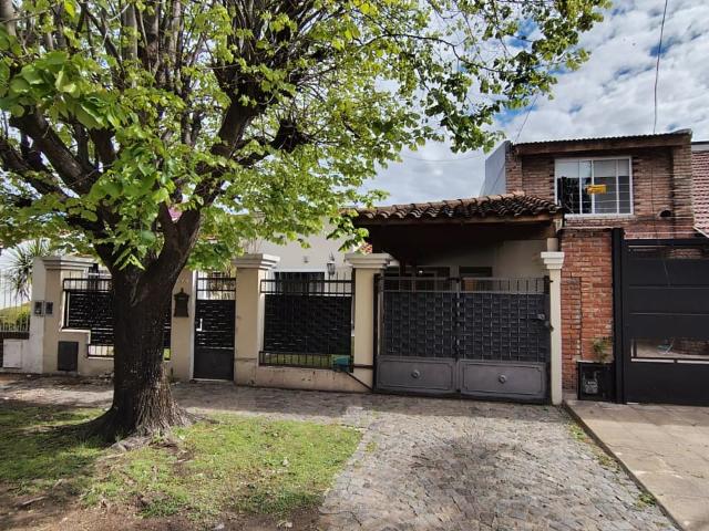 Chalet 3 ambientes impecable Alquiler