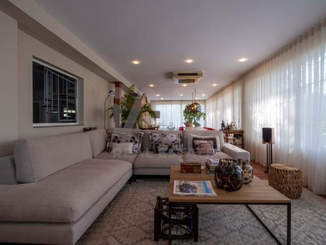 Chalet 3 dormitorios 424 m2