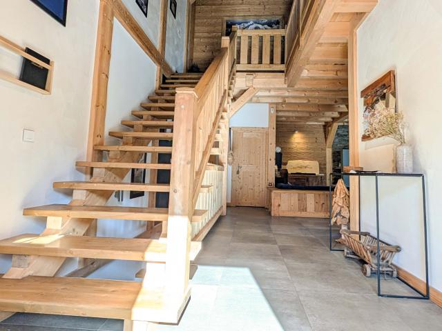 Chalet 10 pièces à 5 min. de Combloux