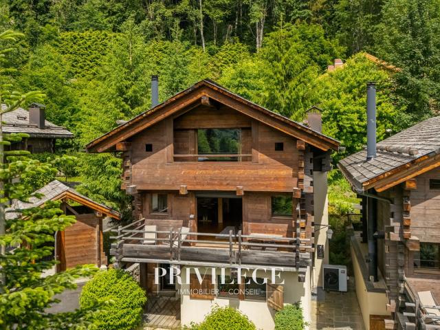 Chalet 160m2 Avec Espaces Bien Être Et Vue Ouverte Sur La Ch. 160m² Les Houches