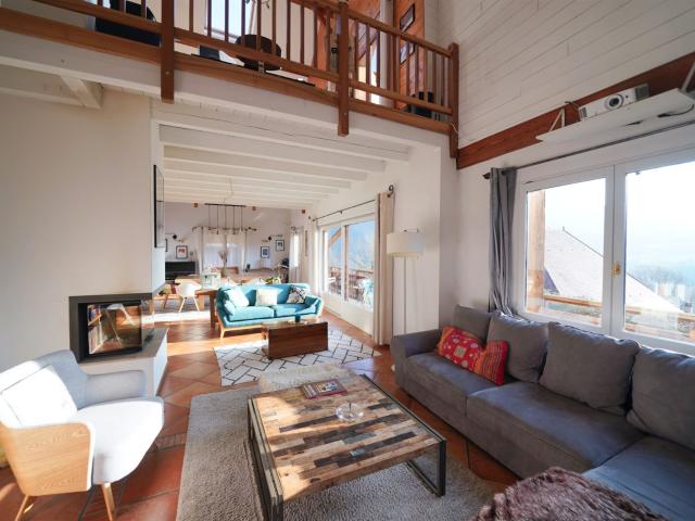 Chalet 330 m2 aux portes d'Annecy et des Aravis 330m² Dingy Saint Clair