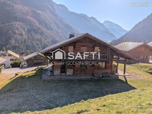 Chalet 7 pièces 150 m²