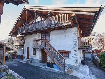 Chalet 7 pièces / 2 logements Bourg St Maurice 172m² Bourg Saint Maurice Les Arcs