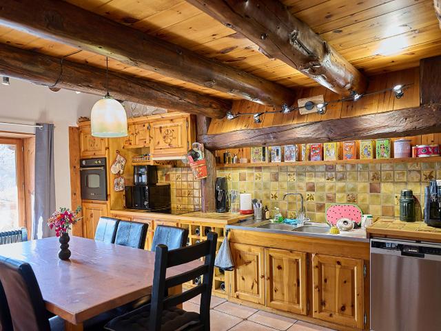 Chalet 7 pièces / 2 logements Bourg St Maurice