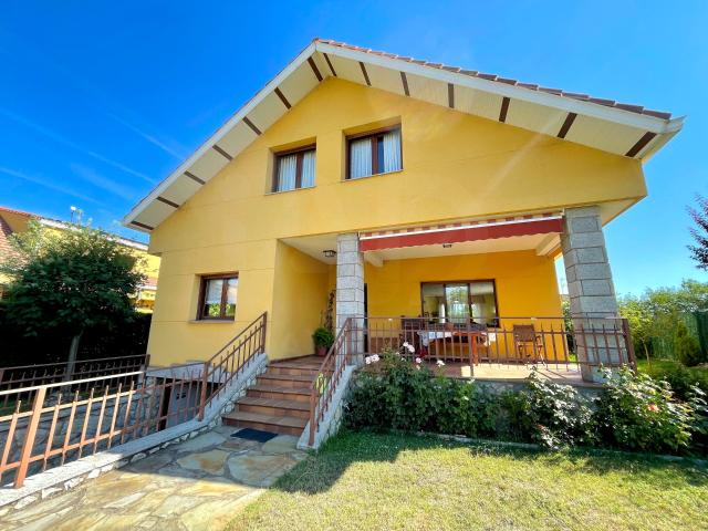 Chalet 4 dormitorios 294 m2 294m² Santovenia de la Valdoncina