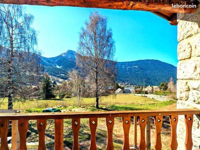 Chalet 4 pièces 105 m²