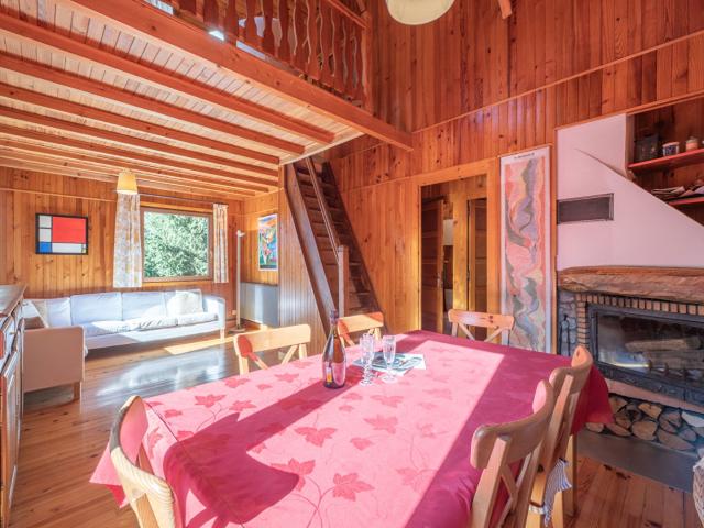 Chalet 5 pièces sur 1028m² de terrain constructible Charme. 146m² Les Deux Alpes
