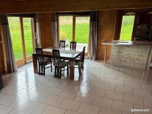 Chalet 6 pièces 145 m²