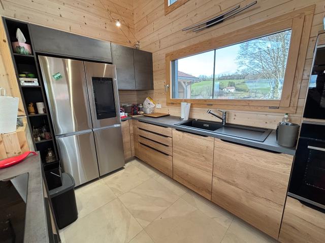 Châlet d'exception de 4.5 pièces à vendre à Montancy