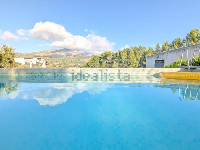 Chalet, Cocentaina