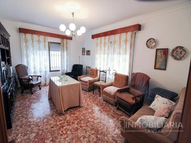Chalet, Coin