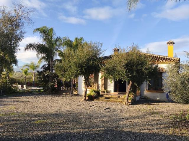 Chalet, Coin