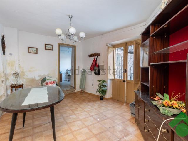 Chalet, Colomera