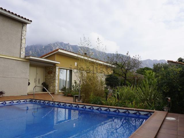 Chalet, Collbató