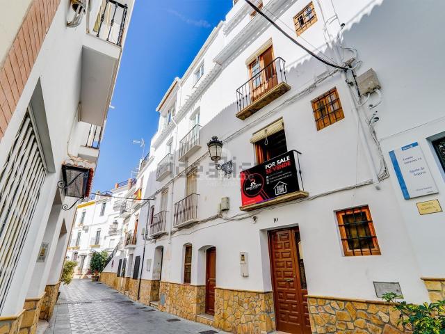 Chalet, Competa