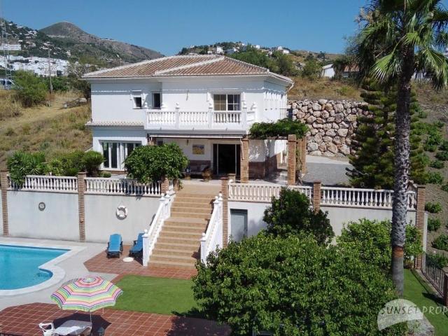 Chalet, Competa