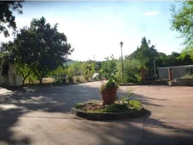 Chalet con apartamento independiente en venta en Encinares de Alcolea Córdoba