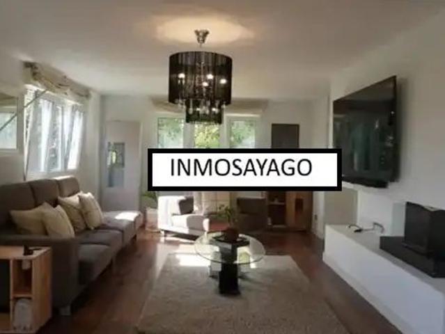 Chalet con balcón en alquiler en Barrio San Mamés