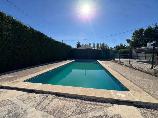 Chalet con balcón en alquiler en Cehegín